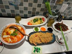 -滕记星发餐室·新加坡菜(巨鹿路店)
