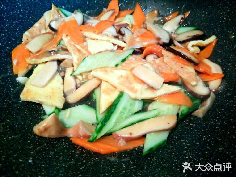 好吃到爆，家常素小炒，连吃三盘不过瘾！