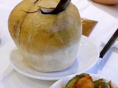 椰子水-新加坡海鲜共和(名胜世界圣淘沙海滨坊)