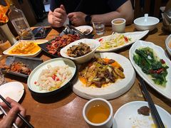 -隔壁老王·家常云南菜(花巷店)