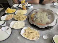 -光头药膳鸡(莱茵小镇店)
