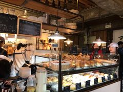 面包甜点陈列柜-仙峰天然面包(迎宾路店)