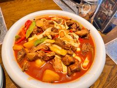 -迪拜杭州风味音乐餐厅(杭州首店 湖滨步行街店)