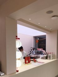 -SALON DE VANHADA
