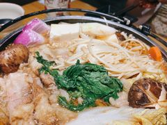 泡菜肥牛寿喜锅-友悦食堂(灯湖店)