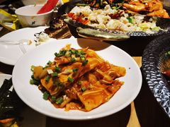 -小鱼小牛·鱼牛干锅·脆鱼火锅(世欧广场店)