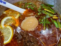 -魔都三兄弟酸辣粉·蘸卤炸串(虹桥万科店)