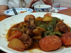 -雪乡人家东北菜·铁锅炖一切(高斯路店)