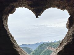 -爱情山风景区