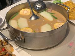 -肥仔文澳门猪骨煲(南京西路店)