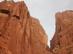 -天山神秘大峡谷