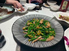 黄瓜苗炒猪颈肉-顺峰顺水顺德菜(第一百货店)