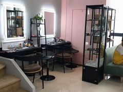 -ME觅妆·定制美妆·彩妆私教(菱角湖店)