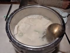 -佬麻雀·剁椒鱼头(京基KK One店)