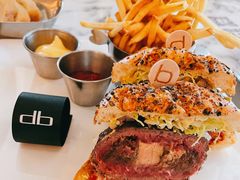 -db Bistro & Oyster Bar by Daniel Boulud(滨海湾金沙店)