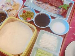 -侬佳蒸菜馆(听潮店)