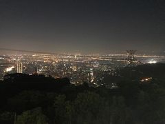 -草山夜未眠景观餐厅