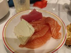 -广州万富希尔顿酒店·感趣自助餐厅·金秋蟹宴生蚝海鲜刺身