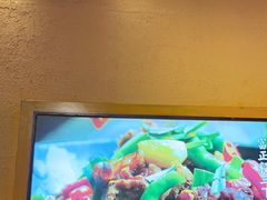 -富正毅三下锅·湘西韵味(天门山索道店)