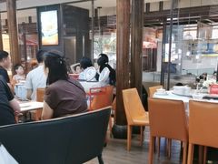-阿瓦山寨·湘菜现炒·剁椒鱼头王(咸阳总店)