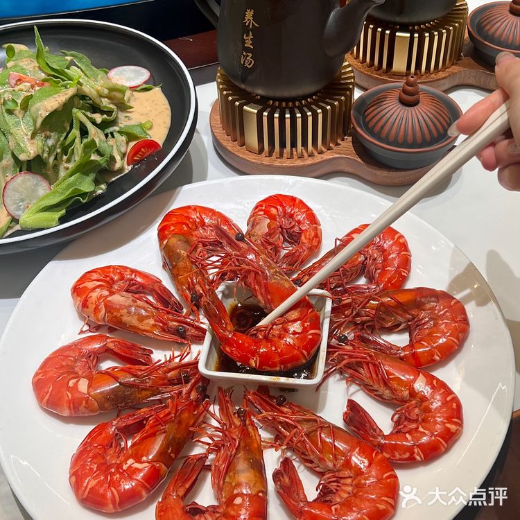 深圳花小钱装大杯的聚会餐厅又+1+1+1 🥂