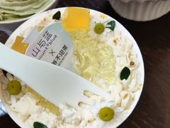 -山与蓝·轻糖鲜果蛋糕(勒泰店)