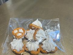 -OUR Bakery(中海环宇荟店)