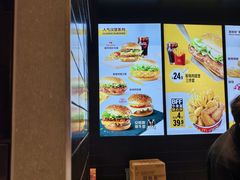 -麦当劳(北苑秋实路店)