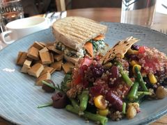 羽衣甘蓝鸡肉三明治-Moka Bros 摩卡站(西单大悦城店)