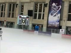 -冠军冰场CHAMPION RINK(中华城店)
