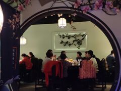 -韵秋荷(宝山龙湖天街店)