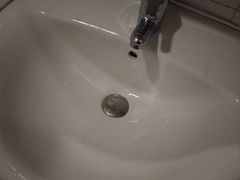 -布丁严选酒店(杭州武林西湖文化广场地铁站店)