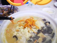 -鑫悦楼煎蟹·16年海鲜大排档