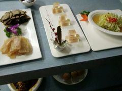 -红栌温泉山庄生态美食餐厅