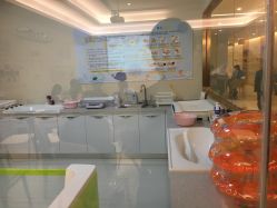 -莉泽月子中心(凯旋江景店)