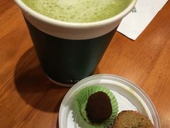 -西西弗书店&矢量咖啡(静安大悦城店)
