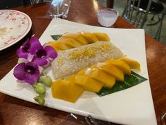 -Dang restaurant (patong phuket)