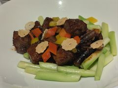 XO酱脆蒜M9和牛-宝丽轩中餐厅BAOLIXUAN