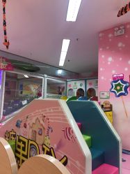 -孩子王童乐园(青岛万达店)