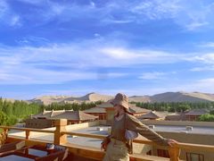 -敦煌山庄摘星阁