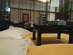 -裕龙汤泉
