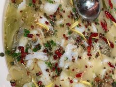 -江渔儿酸菜鱼(曜一城店)