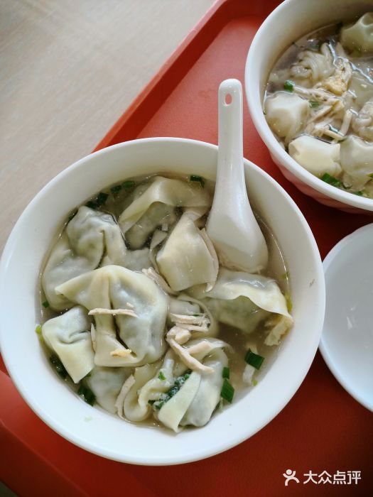 老西白点心店图片