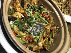 -石砰渔港·海鲜楼