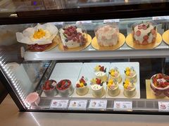 -花花卷卷·鲜食蛋糕(静安久光百货店)