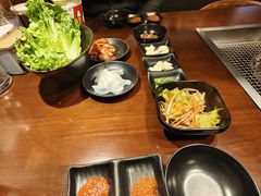 -肉甲韩国木炭烤肉(新壹街1店)