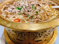 -汗腾格里·风味餐厅(新疆驻京办店)