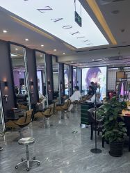 -藤野造型烫染·漂发