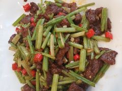 小炒黄牛肉-鑫皇朝酒店(建设一路店)