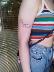 -V一刺青·纹身   穿孔    清洗